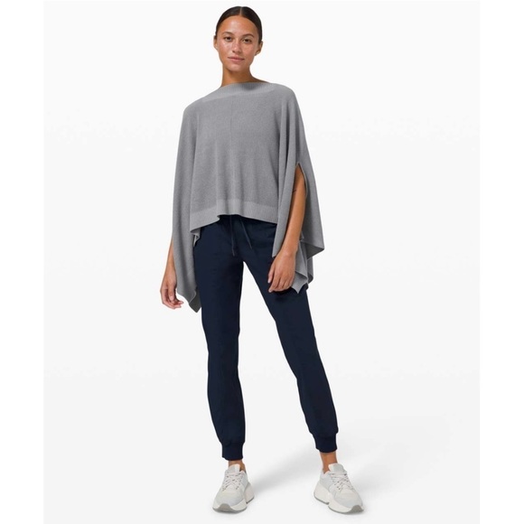Lululemon | Forward Flow Knit Cape Poncho Grey One Size - Picture 2 of 10
